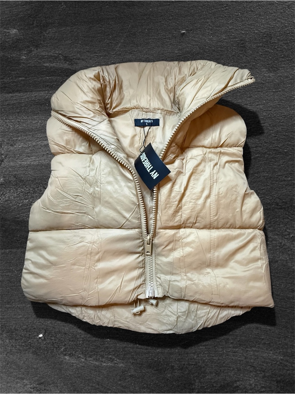 NY Threads Cream Puffer Vest Size Small – New With Tags